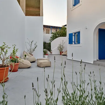 Bedspot Apartments Paros Naousa  Exterior photo