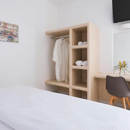 Bedspot Apartments Paros Naousa  Room photo
