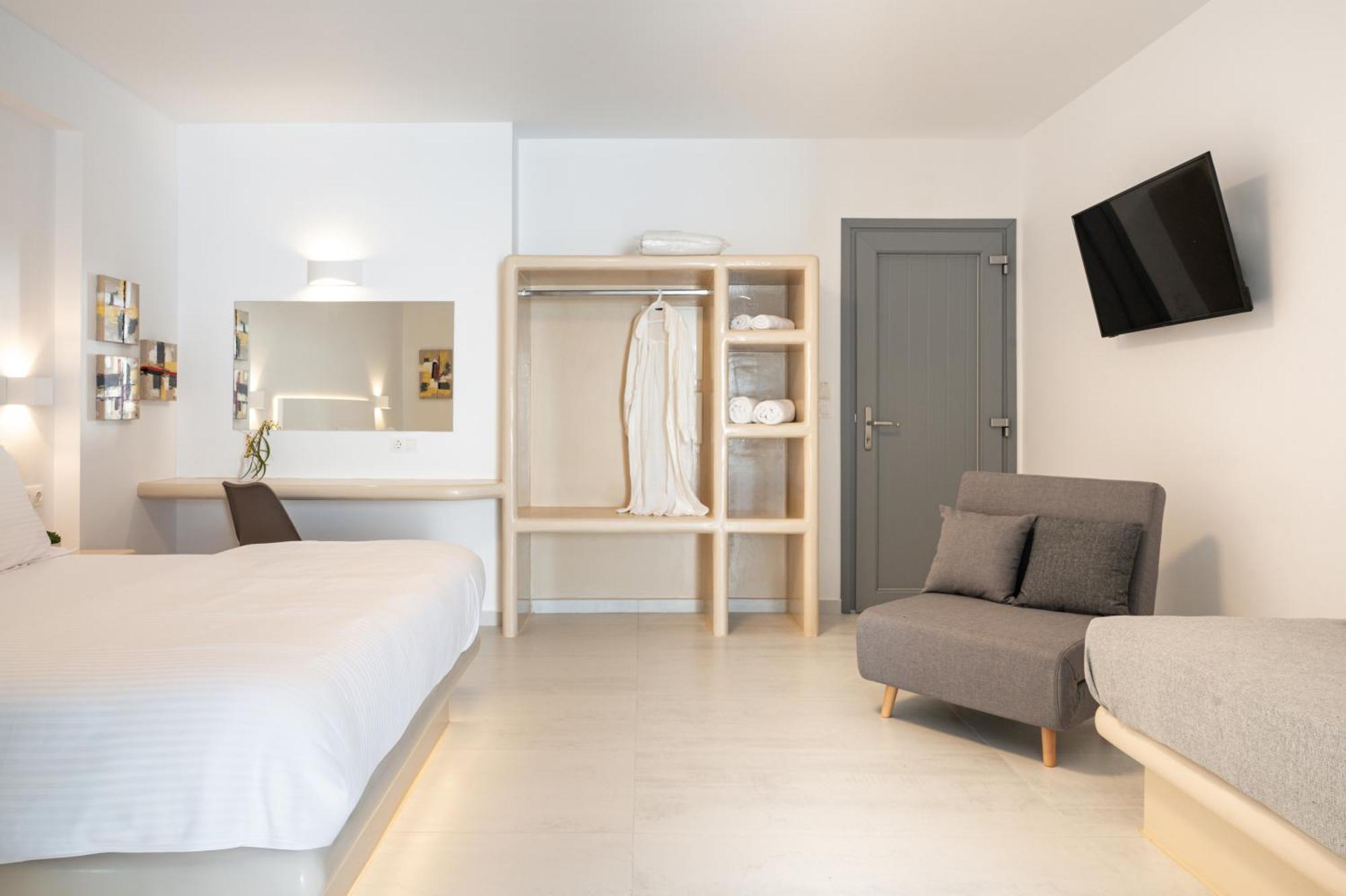 Bedspot Paros Naousa (Paros)